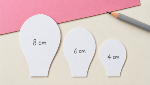 Cara Membuat Bunga Kertas yang Cantik, Ini Bahan dan Langkah-Langkahnya 5 Pola kelopak bunga kertas satuan berukuran 8, 6, dan 4 sentimeter